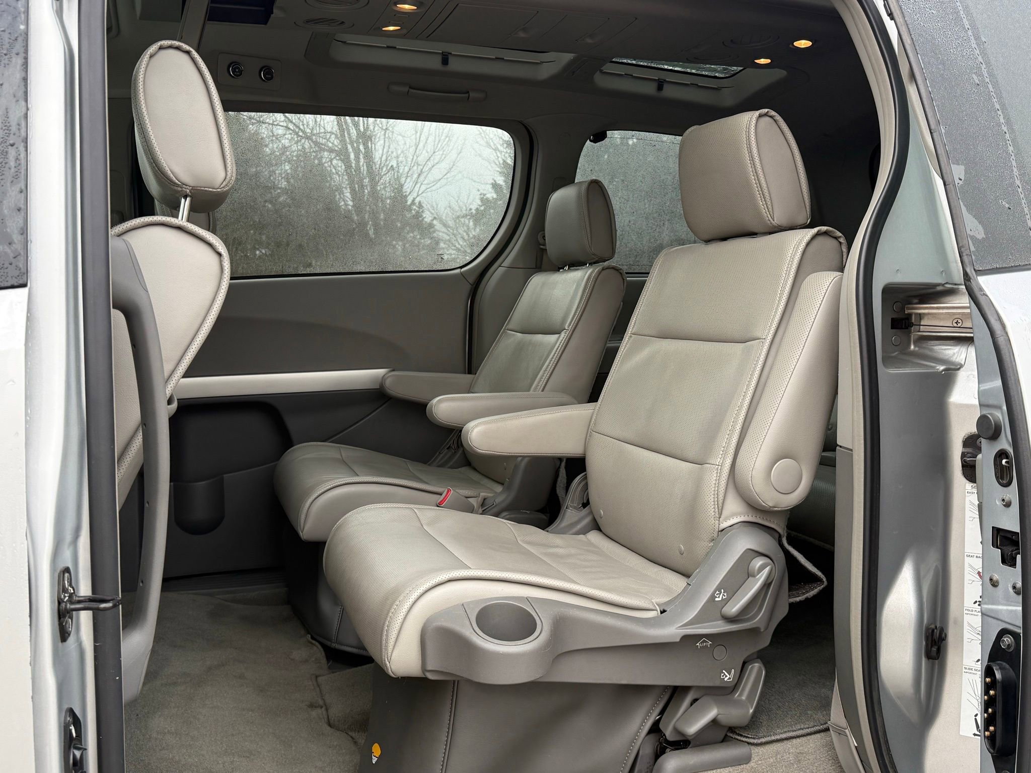 Used 2009 Nissan Quest SE w/ Seat Pkg image 43