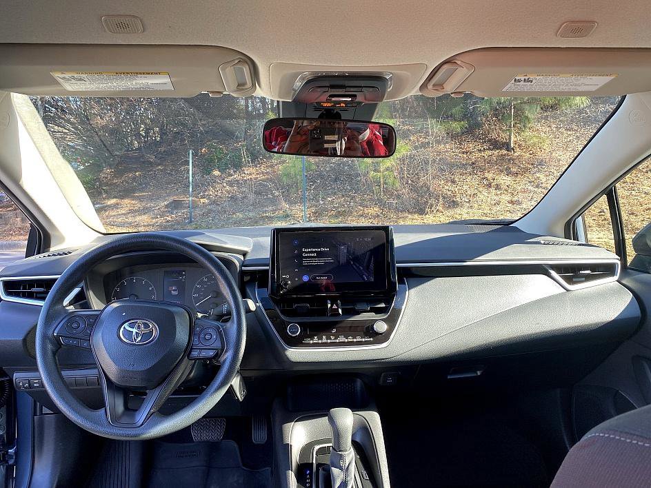 Certified 2025 Toyota Corolla LE image 16