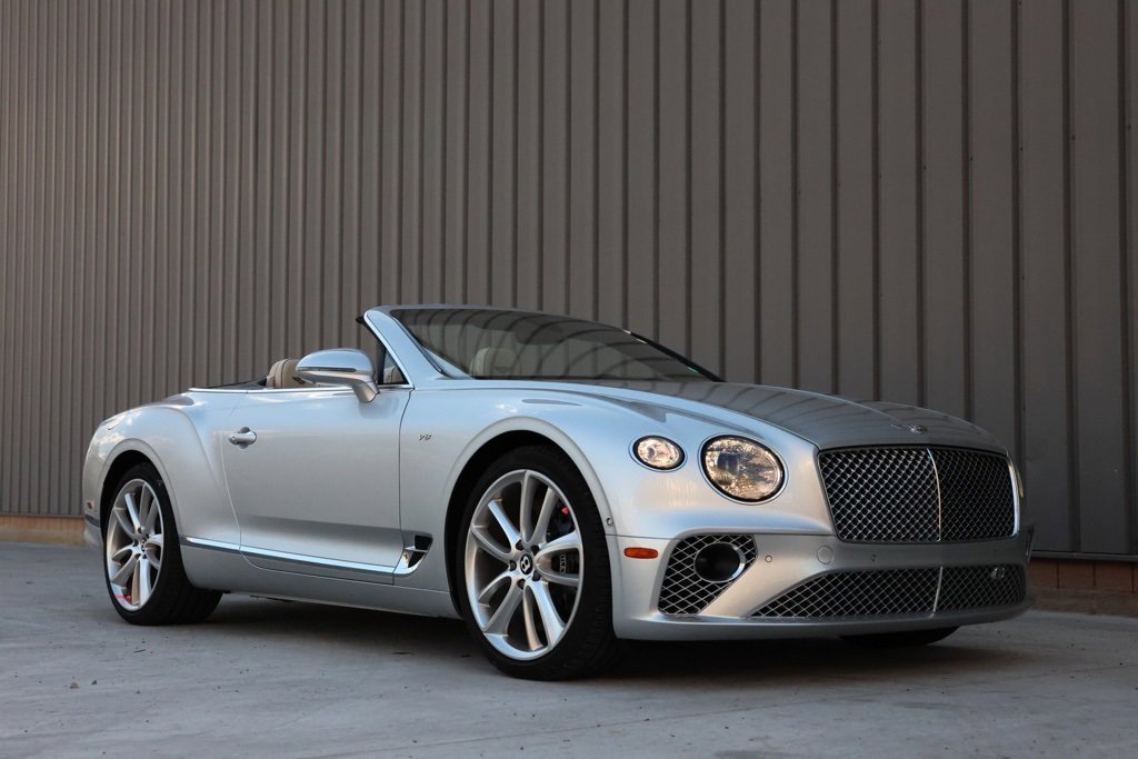 Used 2021 Bentley Continental GT image 21