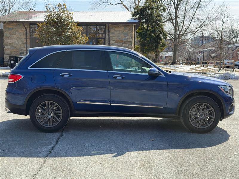 Used 2018 Mercedes-Benz GLC 300 4MATIC image 11