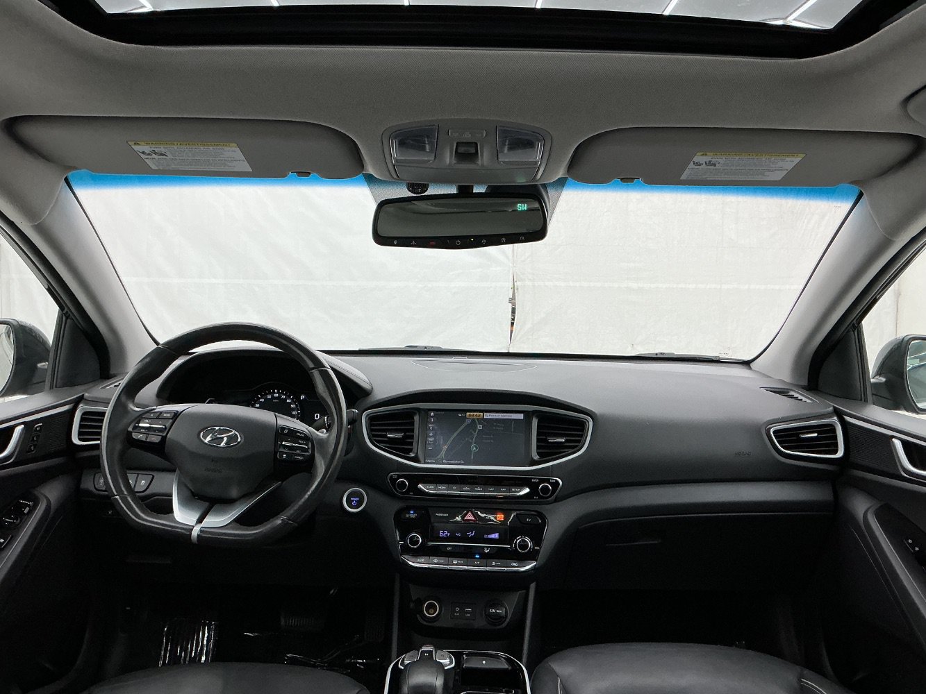 Used 2019 Hyundai Ioniq Limited FWD image 28