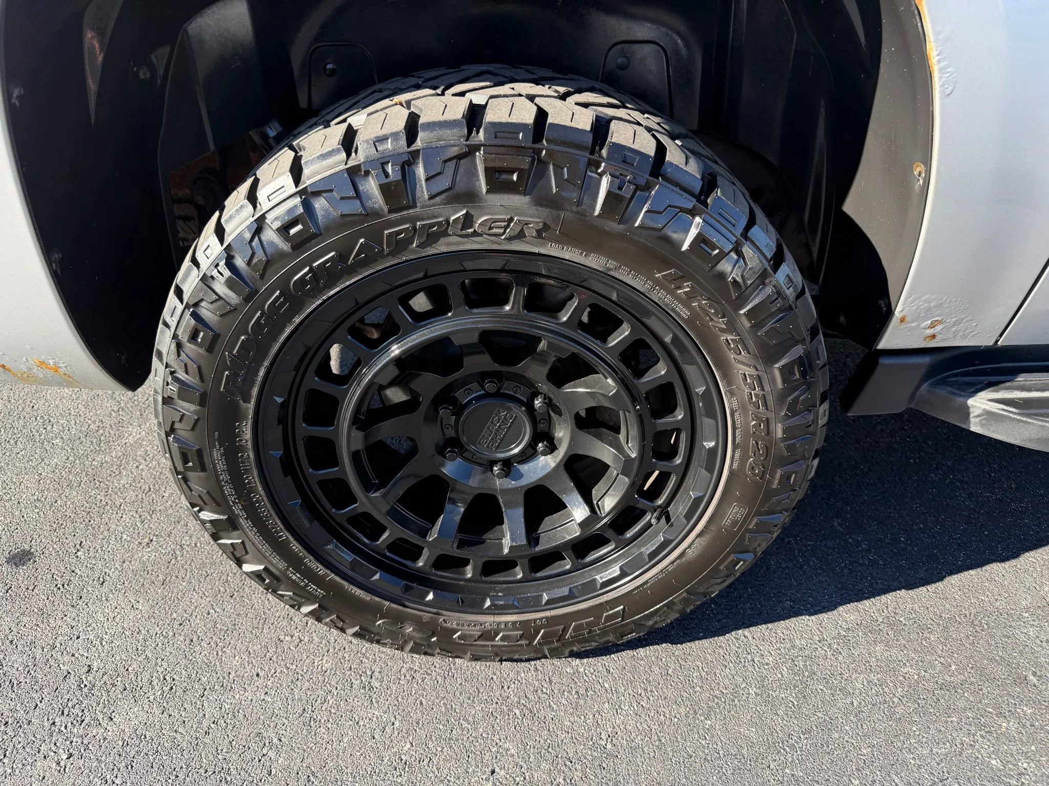 Used 2012 Chevrolet Avalanche LT w/ All-Star Edition image 46