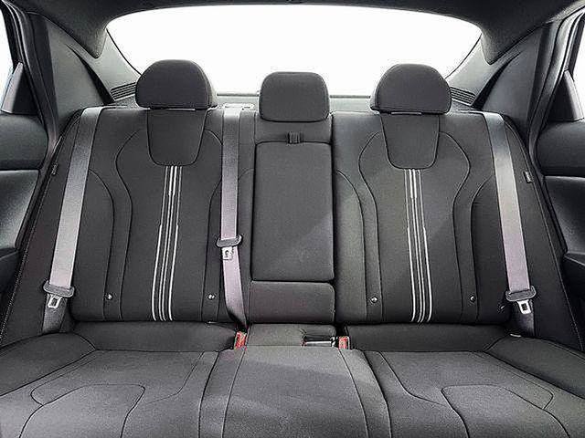 New 2026 Hyundai Elantra SEL Sport FWD image 18