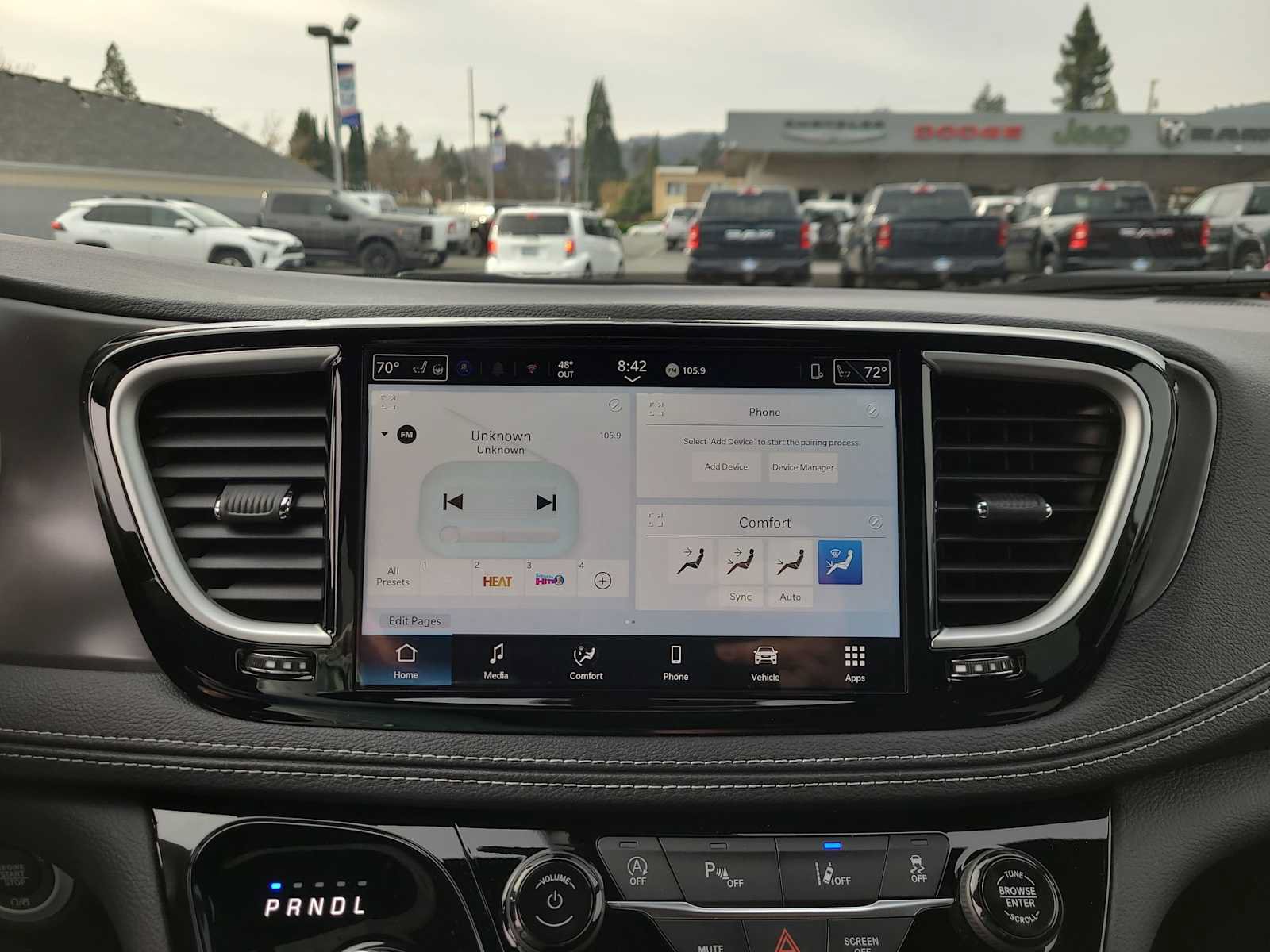 New 2026 Chrysler Pacifica Select w/ S Appearance Package FWD image 24