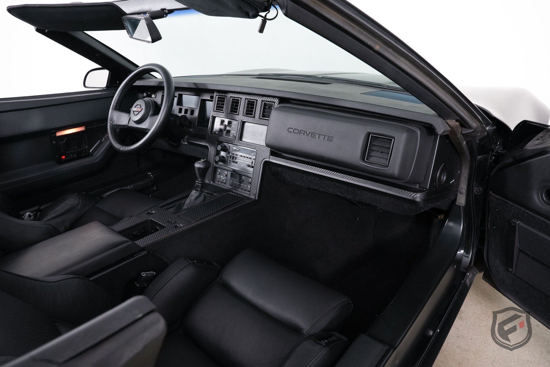 Used 1987 Chevrolet Corvette Convertible RWD image 27
