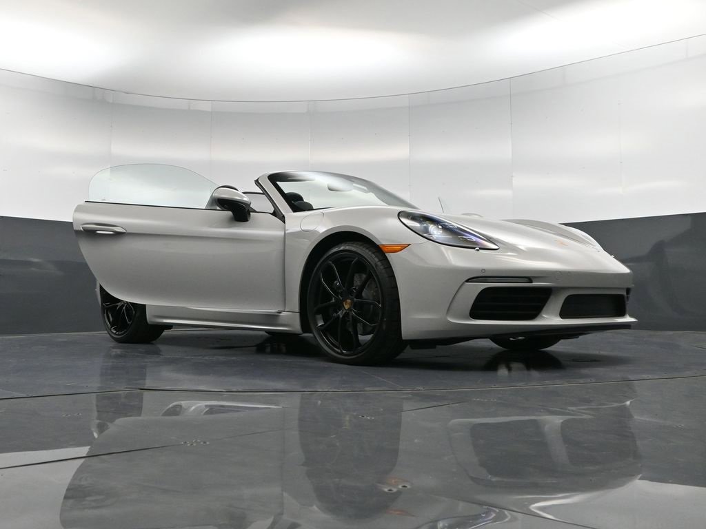 New 2025 Porsche 718 Boxster image 38