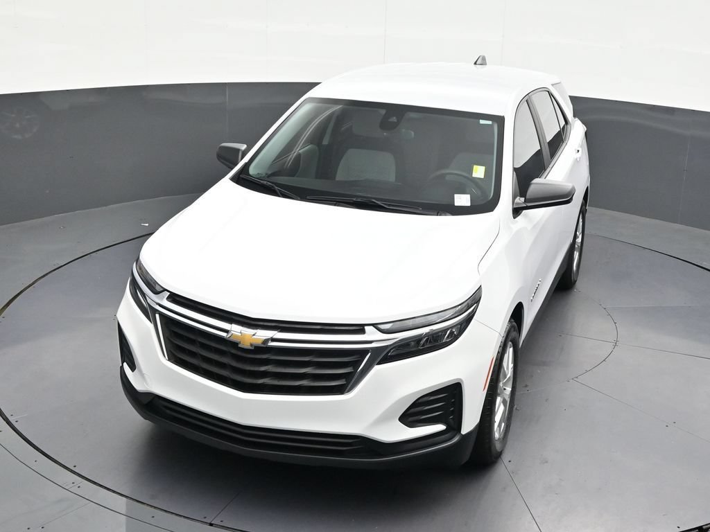 Used 2023 Chevrolet Equinox LS FWD image 27
