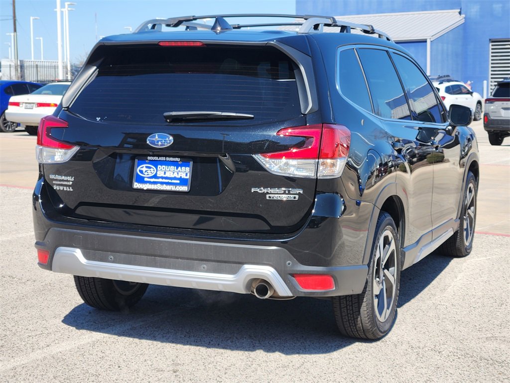 Used 2024 Subaru Forester Touring image 3