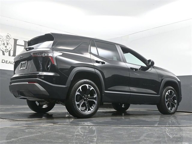 New 2026 Chevrolet Equinox LT w/ Convenience Package II image 11