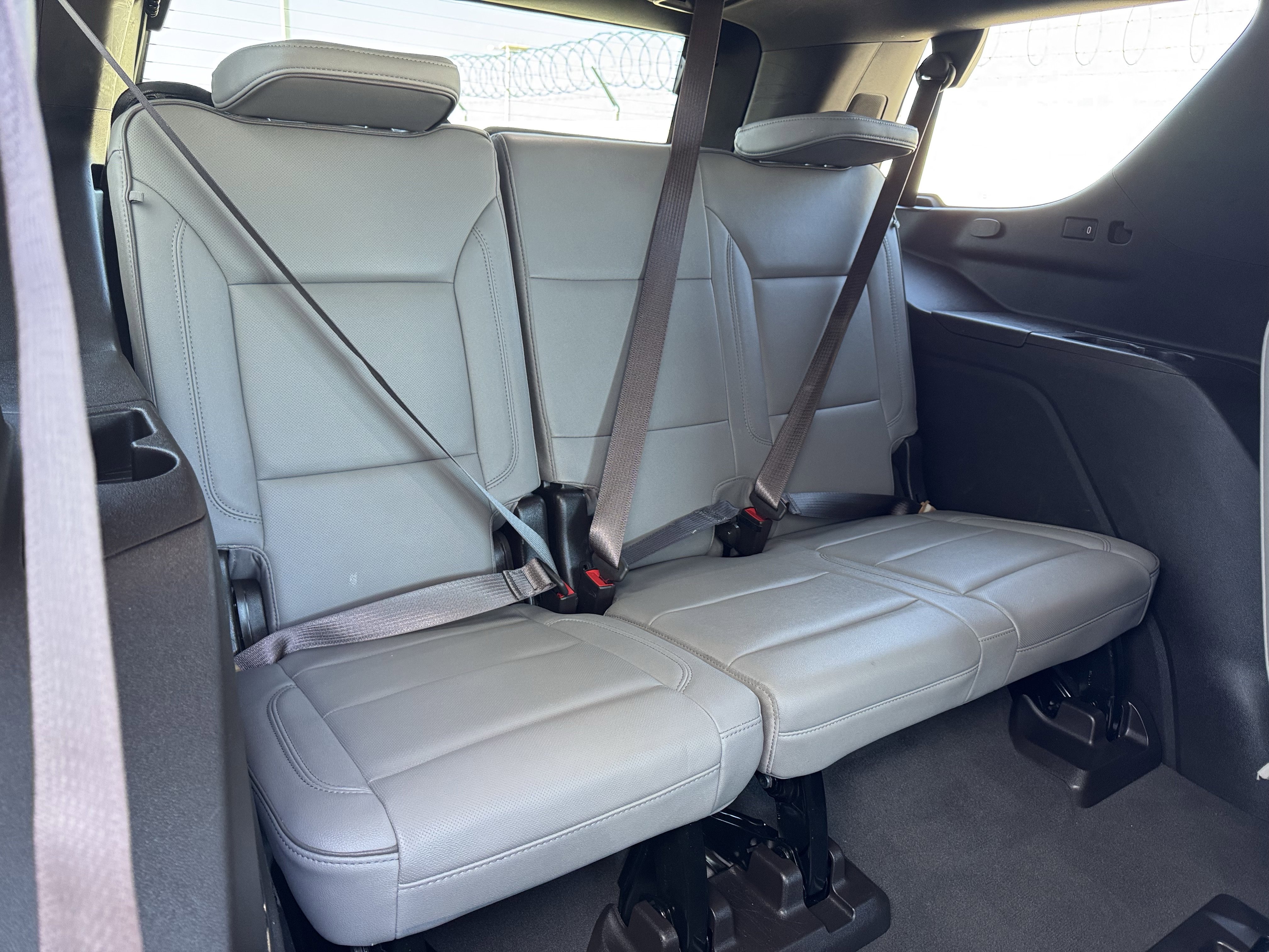 Used 2022 GMC Yukon SLT w/ SLT Luxury Package image 22