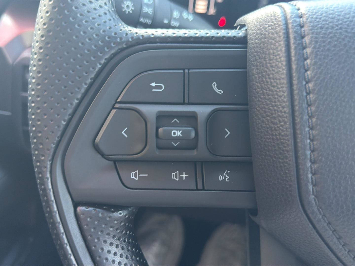 New 2026 Toyota Tacoma SR5 AWD/4WD image 12