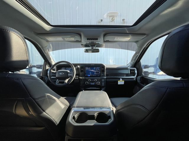 Used 2025 Ford F350 Lariat w/ Chrome Package image 21