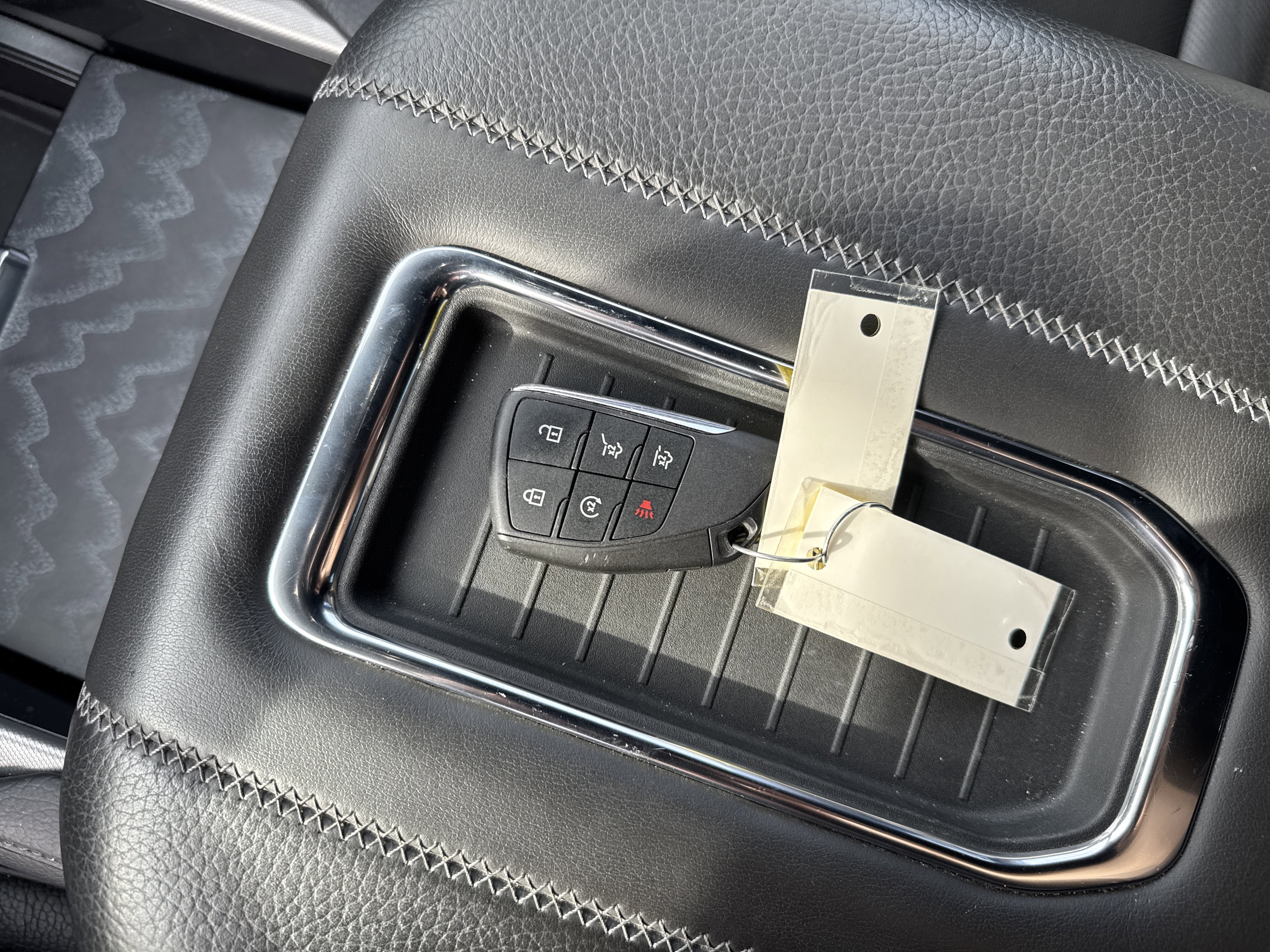 Used 2023 GMC Yukon Denali image 29