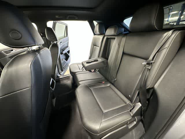 Used 2020 Volkswagen Atlas Cross Sport SE AWD/4WD image 20