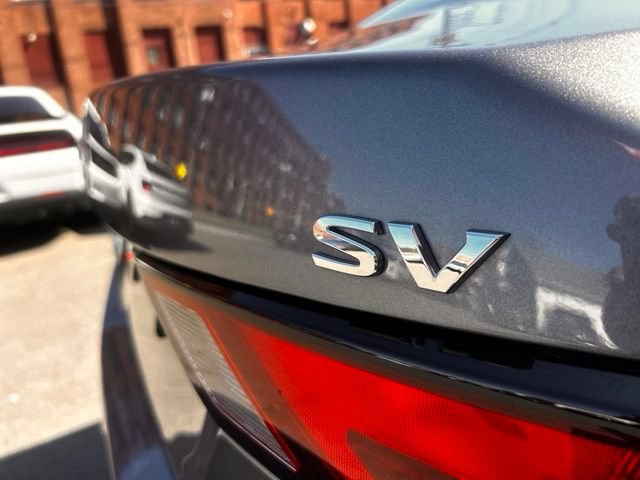 Used 2022 Nissan Sentra SV w/ SV Premium Package FWD image 10