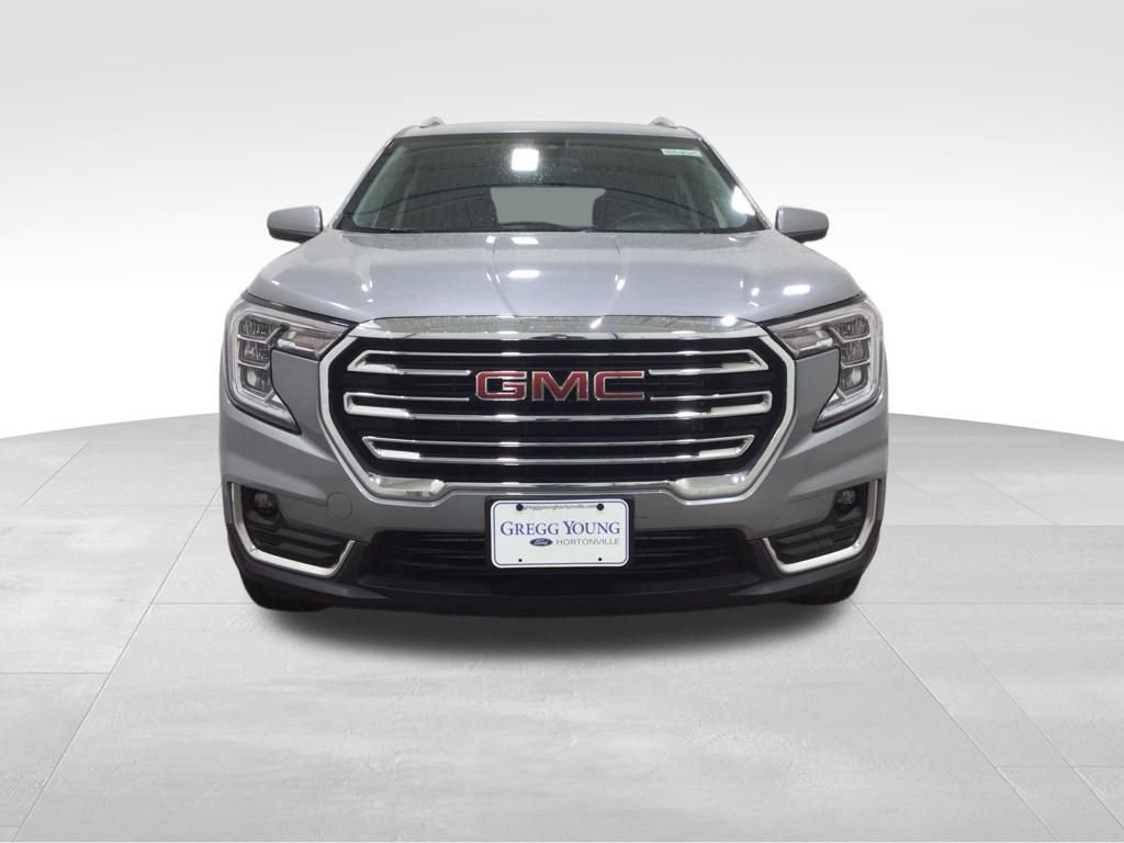 Used 2024 GMC Terrain SLT image 7