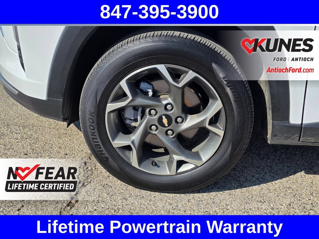 Used 2025 Chevrolet Trax LT FWD image 18