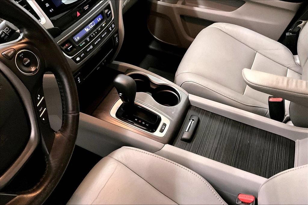 Used 2018 Honda Pilot EX-L image 18