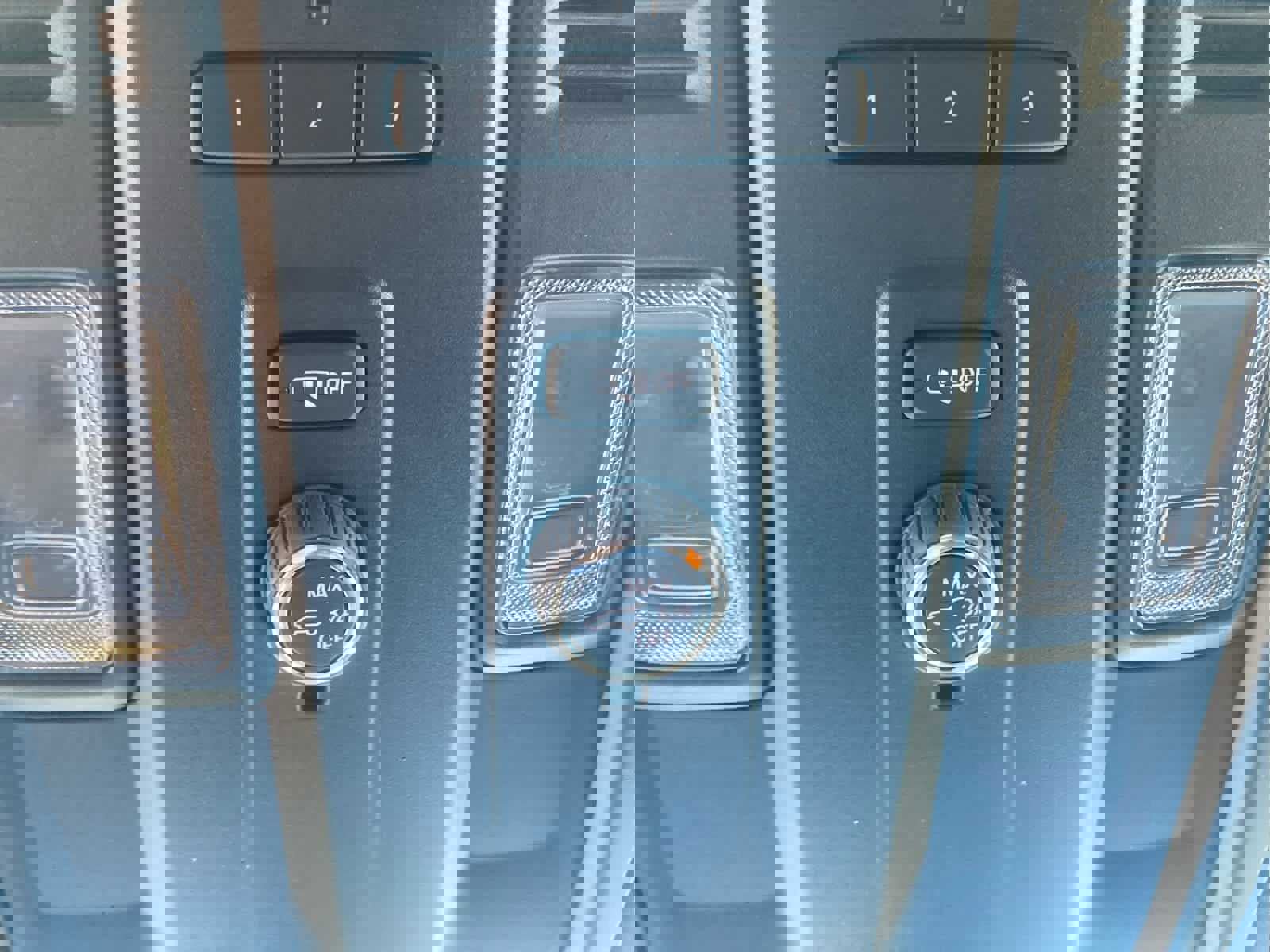 Used 2021 Chevrolet Suburban Z71 image 19