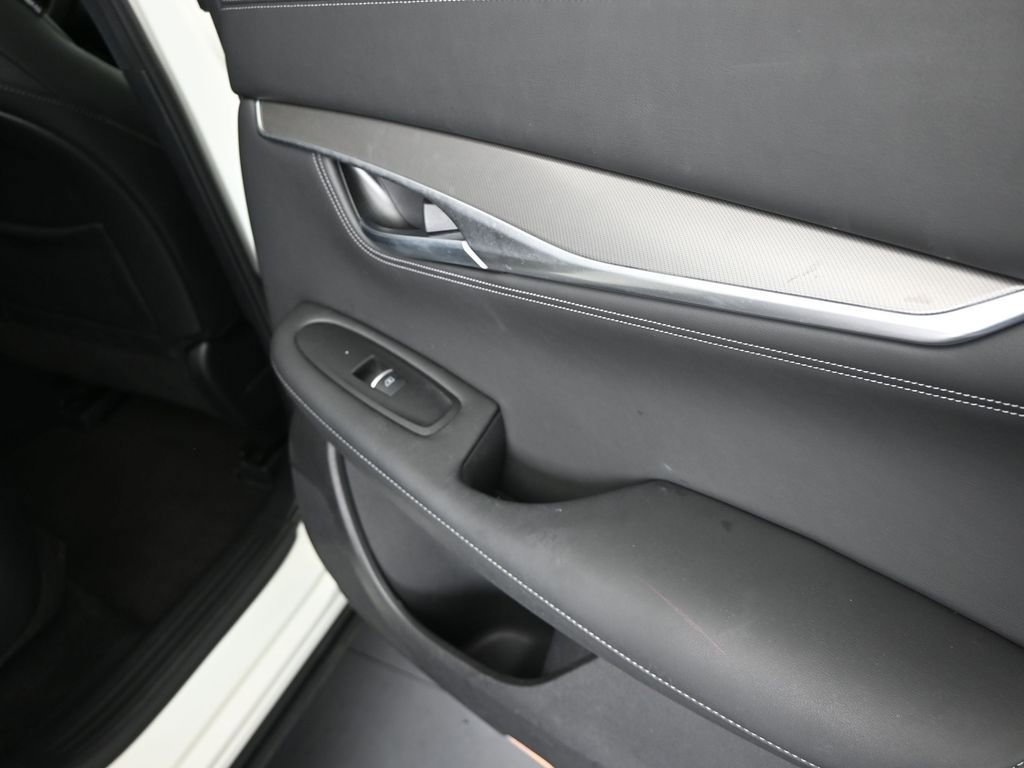 Used 2023 INFINITI QX55 Luxe w/ Cargo Package image 21