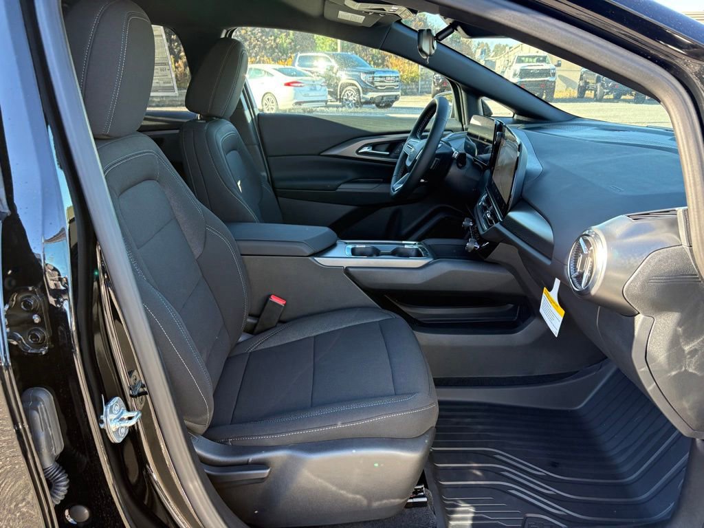 New 2026 Chevrolet Equinox EV LT w/ Comfort Package image 28