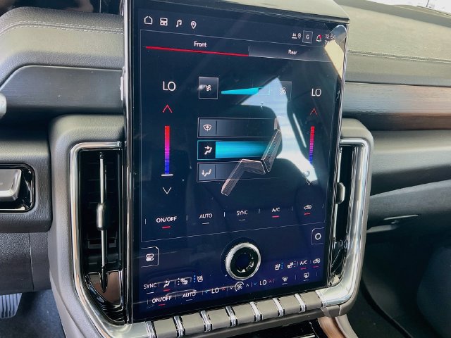 New 2027 GMC Yukon Denali w/ Denali Reserve Package AWD/4WD image 11