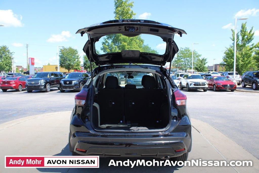 New 2025 Nissan Kicks Play S image 5