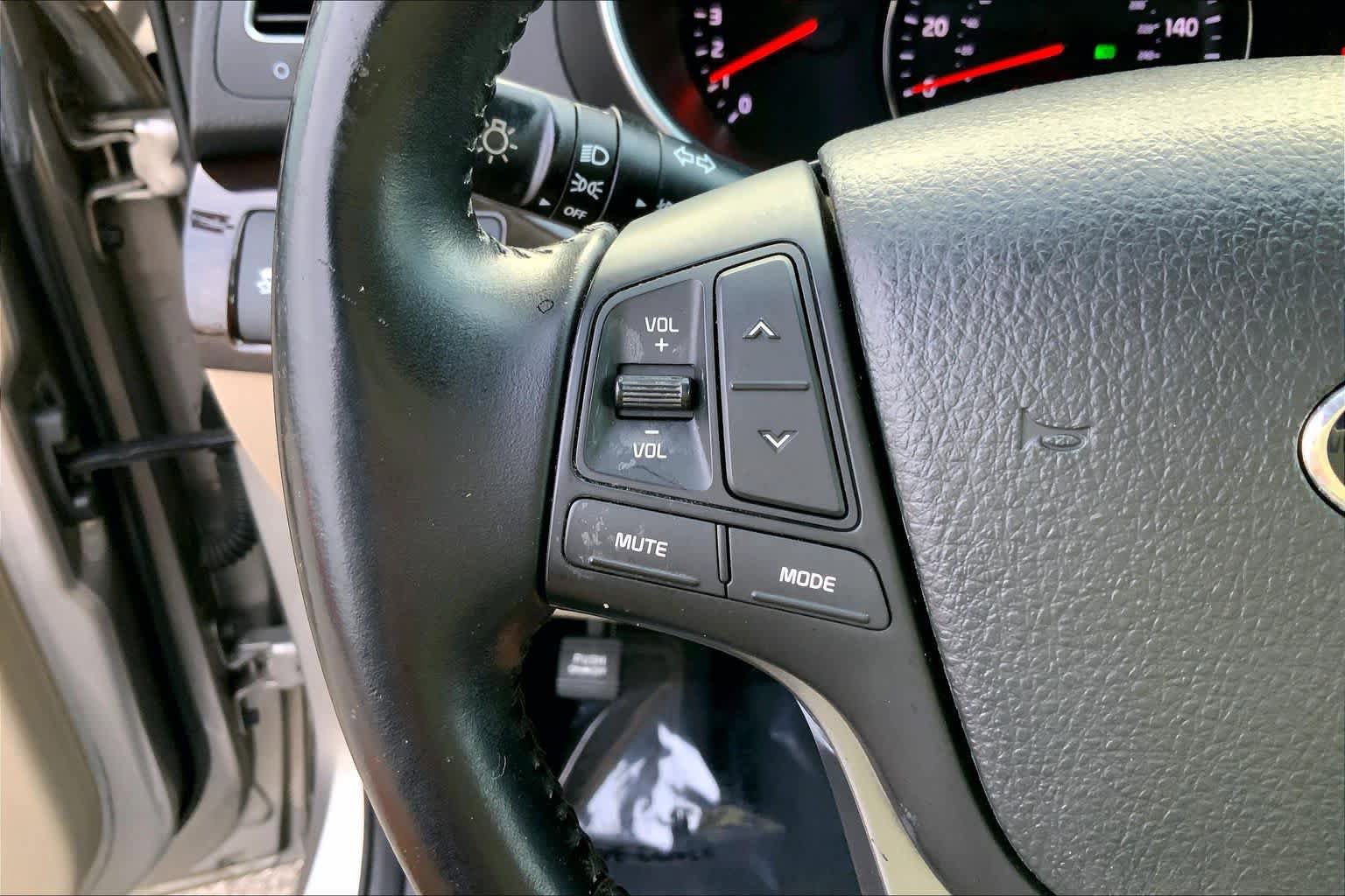 Used 2015 Kia Sorento LX FWD image 23