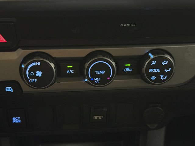 Used 2023 Toyota Tacoma SR5 RWD image 18