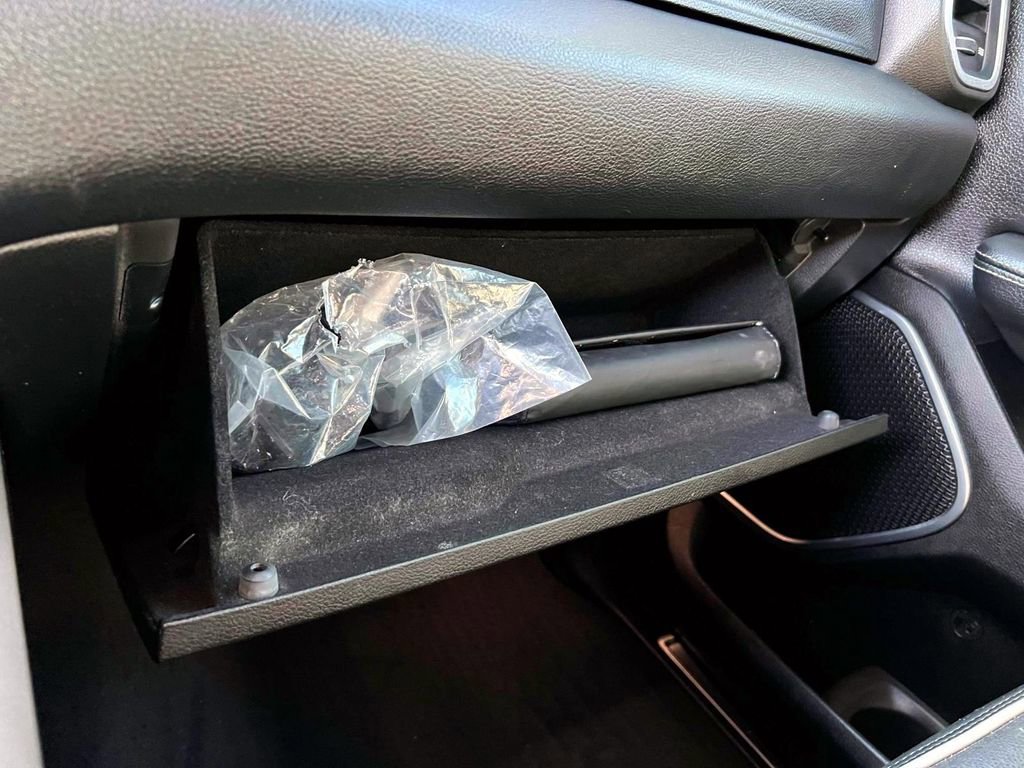 Used 2019 RAM 1500 Laramie w/ Sport Appearance Package image 31