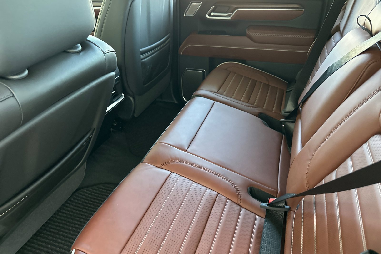 New 2026 GMC Sierra 2500 Denali Ultimate w/ Max Trailering Package image 13