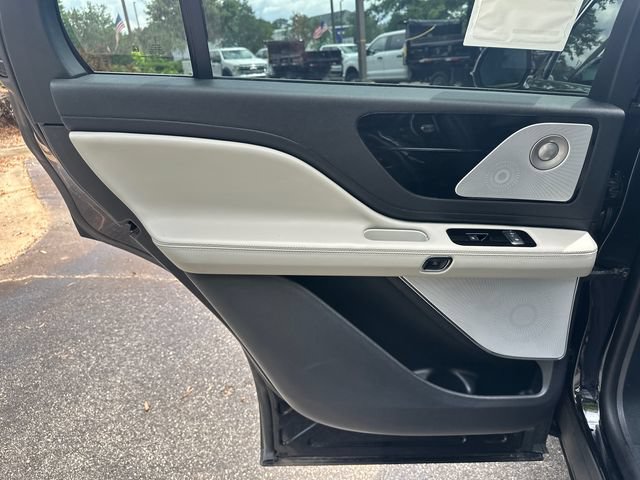 New 2025 Lincoln Aviator Reserve w/ Equipment Group 201A AWD/4WD image 19