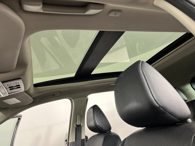 Used 2023 Nissan Rogue SV w/ SV Premium B Package FWD image 33