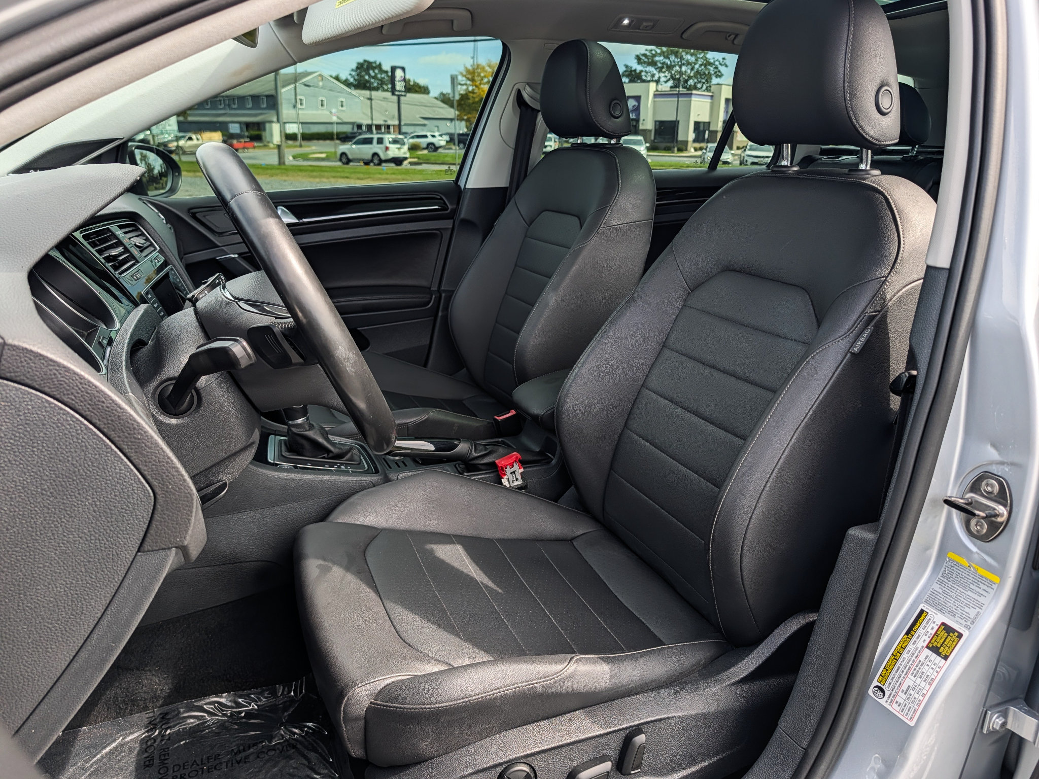 Used 2015 Volkswagen Golf SEL FWD image 14