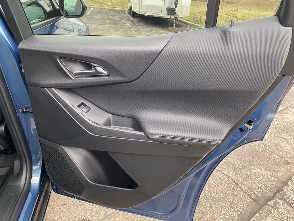 New 2026 Chevrolet Equinox LT w/ Midnight Edition image 25