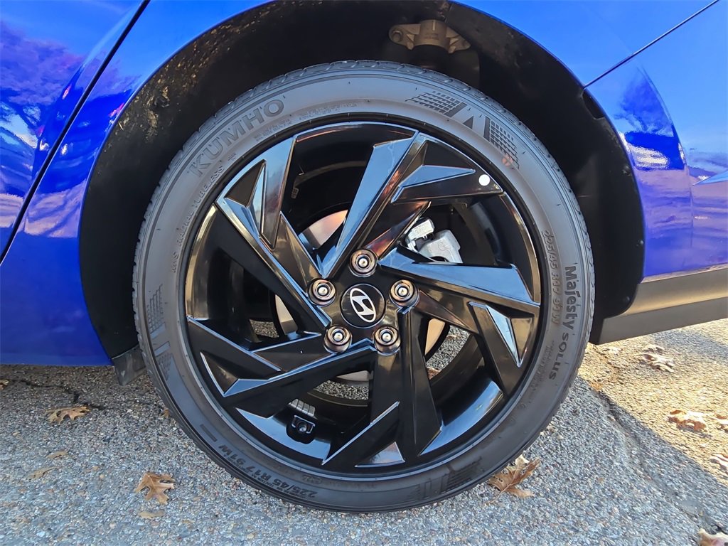 Certified 2026 Hyundai Elantra Sport image 30