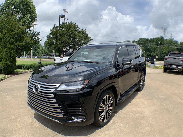 Used 2023 Lexus LX 600 4WD w/ Accessory Package (Z1) image 1