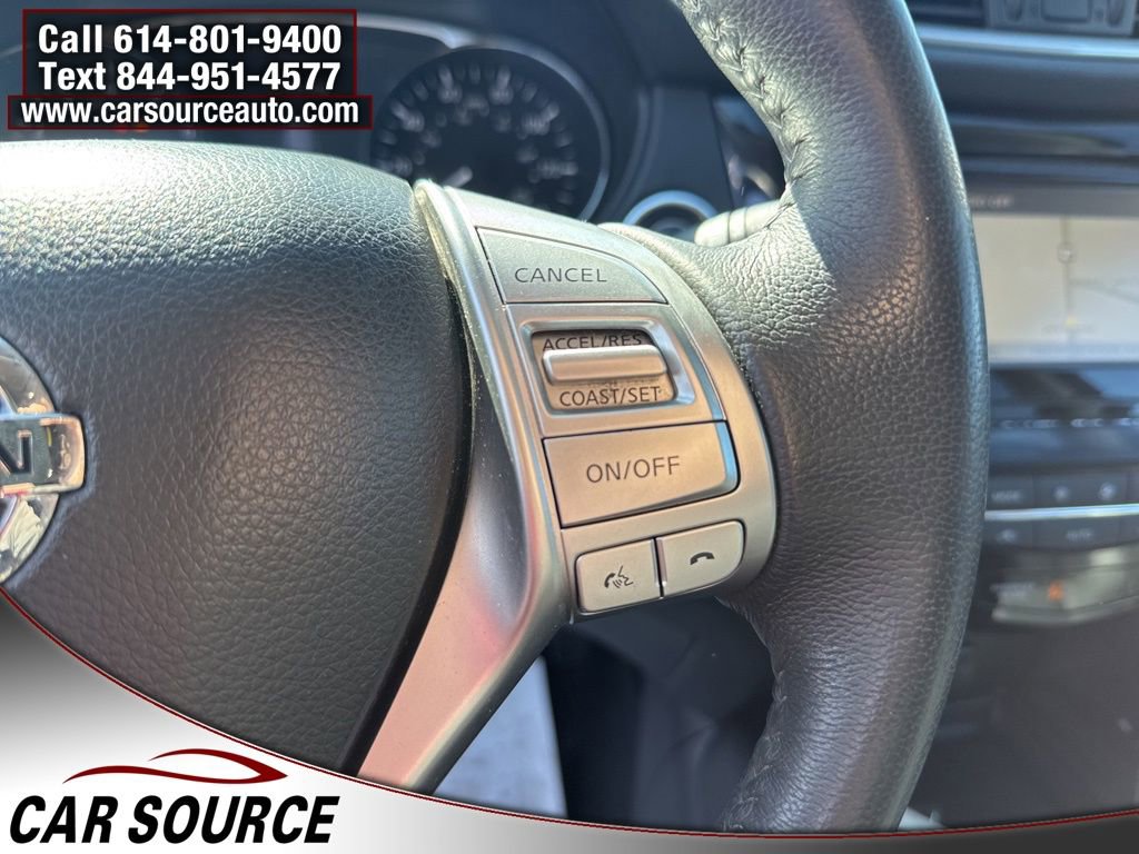 Used 2015 Nissan Rogue SL image 19