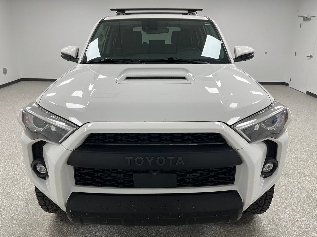 Used 2022 Toyota 4Runner TRD Off-Road Premium AWD/4WD image 3