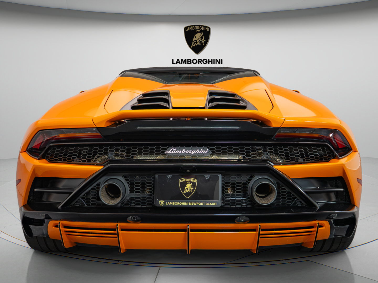 Used 2023 Lamborghini Huracan EVO AWD/4WD image 5
