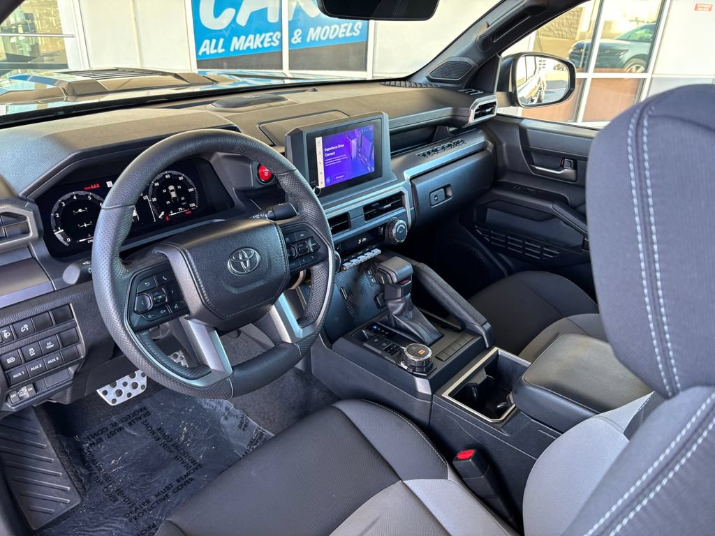 Used 2025 Toyota Tacoma TRD Sport w/ TRD Sport Upgrade Package AWD/4WD image 9