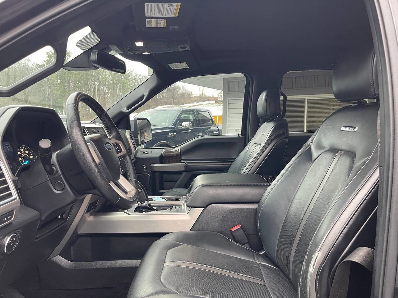 Used 2015 Ford F150 Platinum w/ Equipment Group 701A Luxury image 20