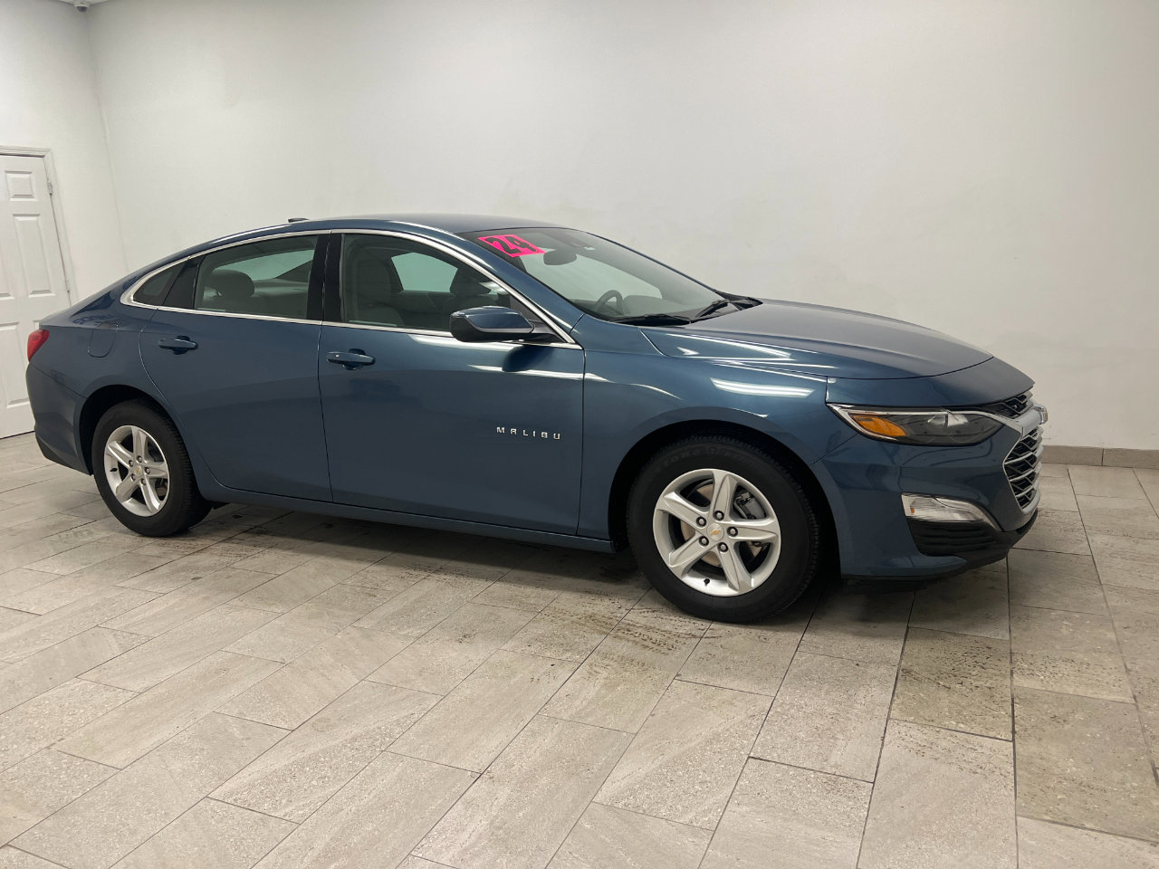 Used 2024 Chevrolet Malibu LS image 6