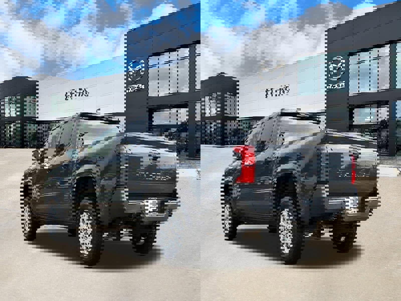 Used 2025 Toyota Tacoma SR w/ SR Upgrade Package RWD image 2