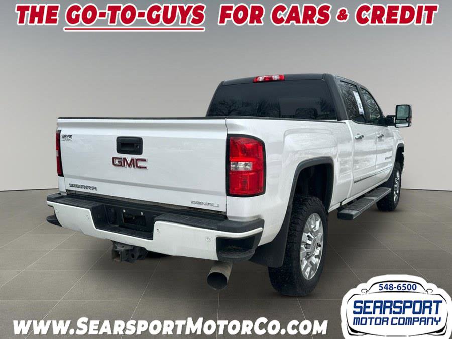 Used 2018 GMC Sierra 2500 Denali w/ Duramax Plus Package AWD/4WD image 3