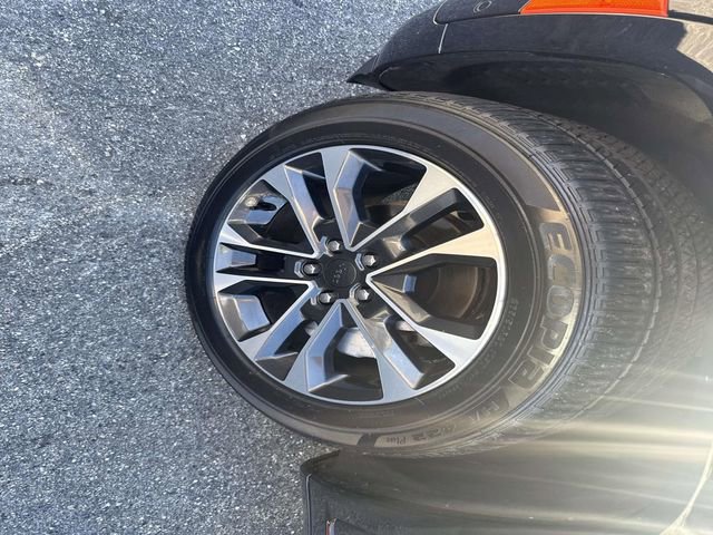 Used 2022 Jeep Grand Cherokee Overland image 15