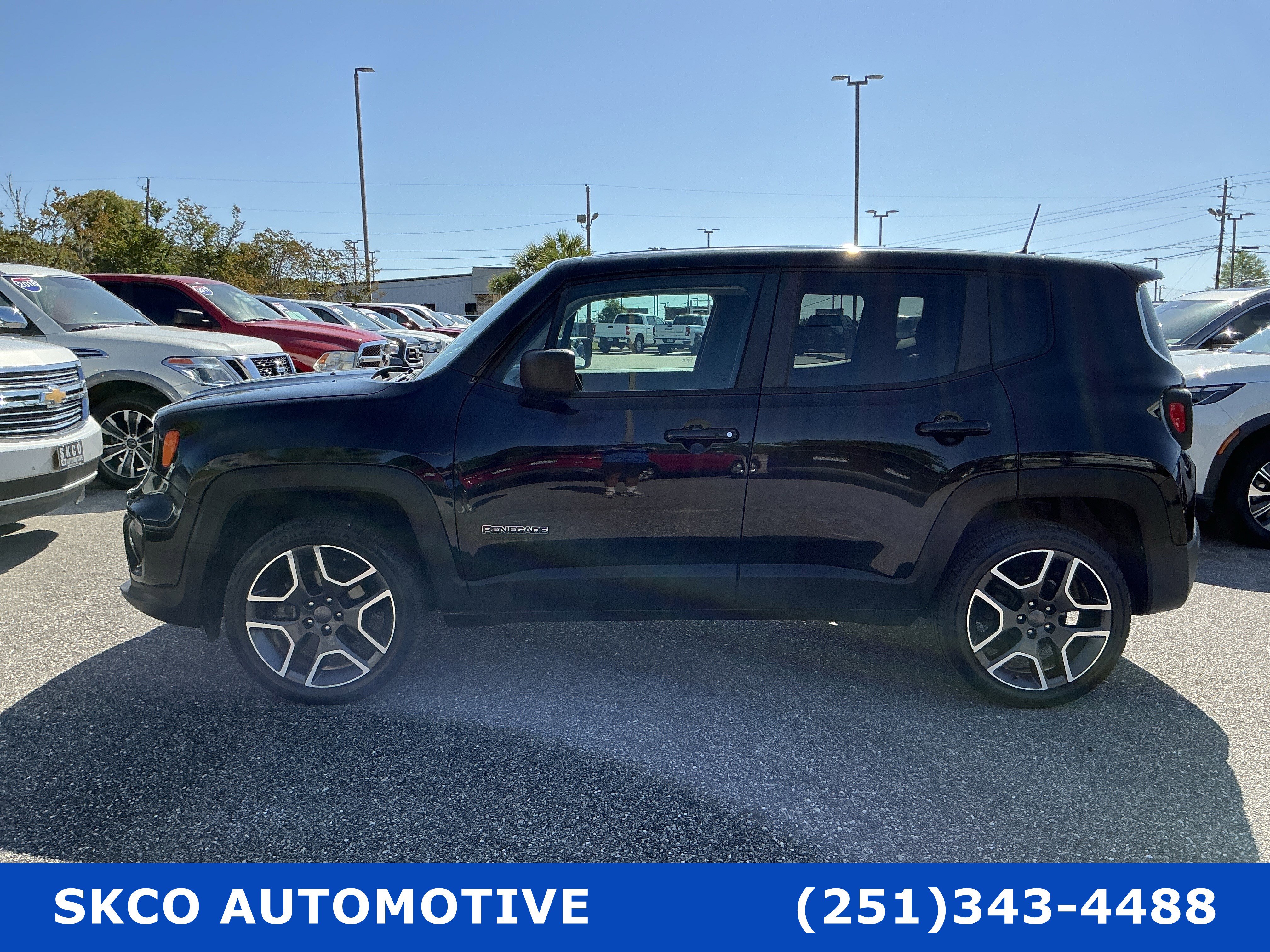 Used 2020 Jeep Renegade Sport AWD/4WD image 2