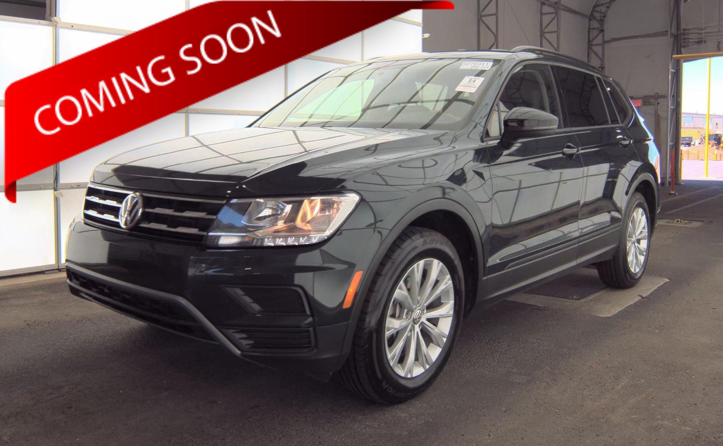 Used 2019 Volkswagen Tiguan S w/ Driver Assistance Package FWD image 1
