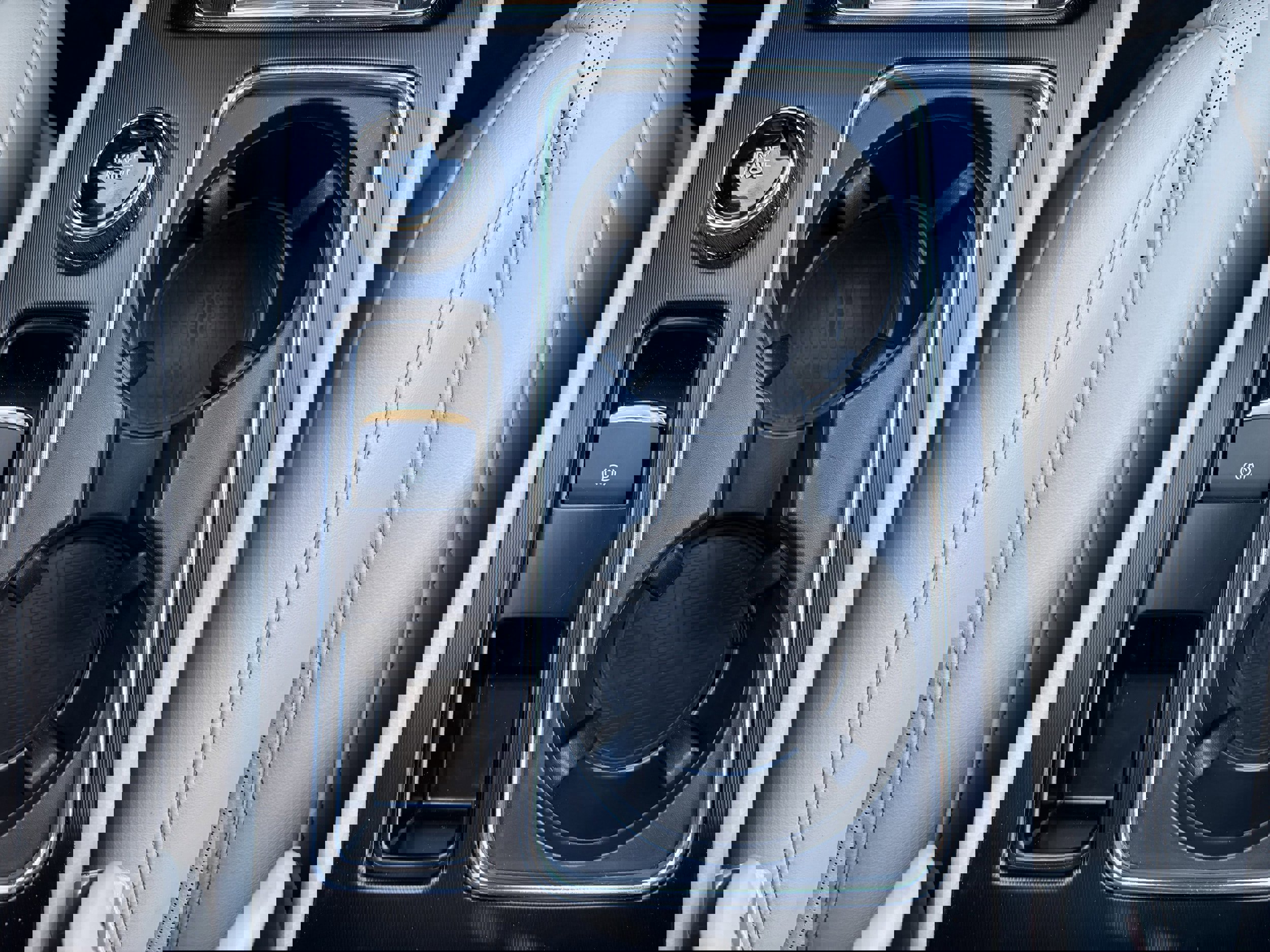 Used 2023 Lincoln Corsair AWD w/ Equipment Group 102A image 22