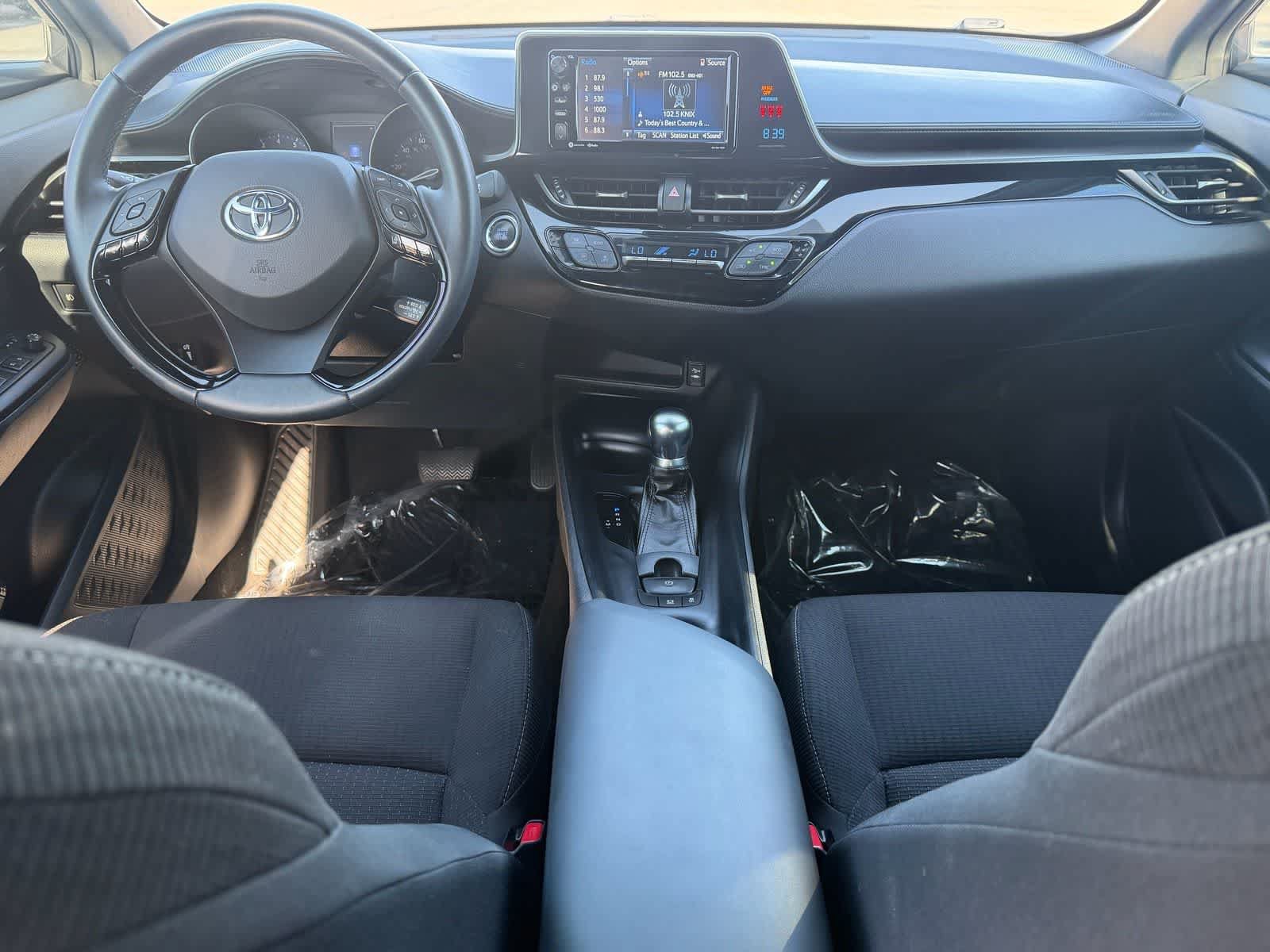 Used 2018 Toyota C-HR XLE FWD image 16